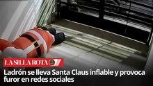 Captan en cámara el robo de un Santa Claus inflable