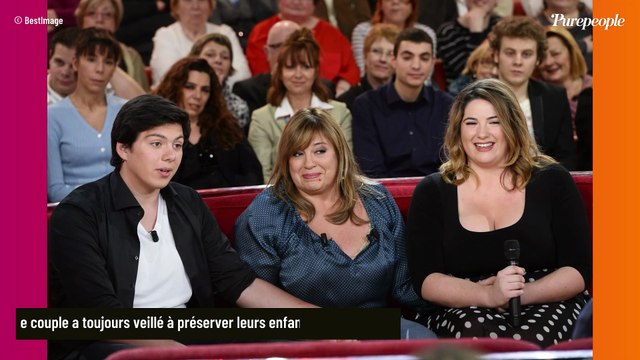 Charlotte Gaccio : Quels sont les rapports entre sa mère Michèle Bernier et son père Bruno Gaccio depuis qu'il a quitté le foyer familial ?