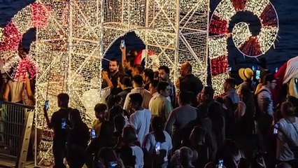 Puerto Vallarta se llena de magia navideña en el Malecón | CPS Noticias