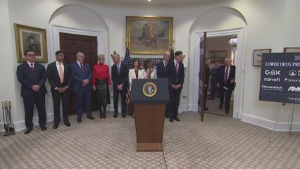 Trump Announces He Sold $1.3 Billion Worth of Trump Gold Cards