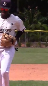 Mets sign SS Wandy Asigen, 16, from Yankees for $3.8 million