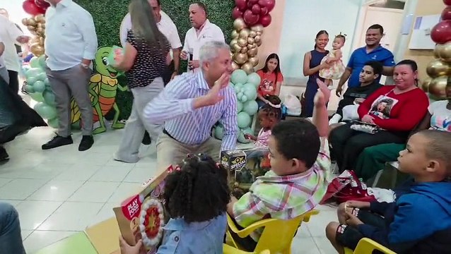 Voluntariado de Coraasan encabeza entrega de juguetes a niños del Hospital Infantil Dr. Arturo Grullón