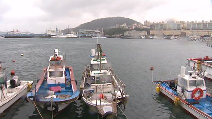 [날씨] 전국 포근함 속 겨울비 조금...대기 질 '나쁨' / YTN