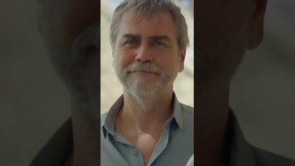 الأخ الكبير يؤذّن في أذن أخته المولودة -  زهرة الثالوث   - #shorts  -  ​ @atvarabic