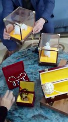 Poor Girl Was Sold To A Disabled Ceo,Hes A Ceo Who Love Her 20 Years,Propose To Her With 10 Billion