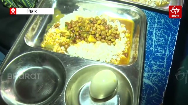Ground Report : मिड डे मील में अंडा' बना बिहार के सरकारी स्कूल के शिक्षकों के लिए मुसीबत, जानिए क्यों?
