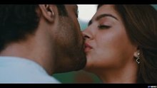 Akanksha Puri liplocks in Hasratein S2