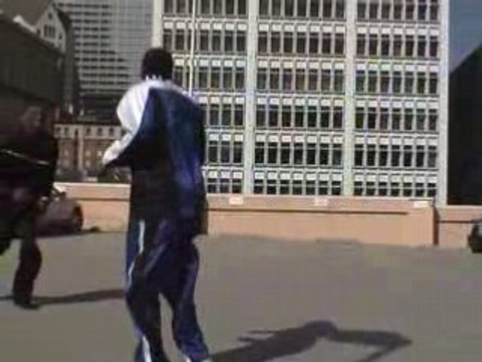 Kobe Bryant attempts massive stunt...and succeeds! Real