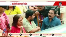 ശ്രീനിവാസന്റെ സംസ്കാരം നാളെ വീട്ടുവളപ്പിൽ; എറണാകുളം ടൗൺ ഹാളിൽ പൊതുദർശനം