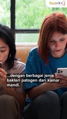 Jangan Membawa HP ke Kamar Mandi, Ini Alasan dan Dampaknya Bagi Kesehatan