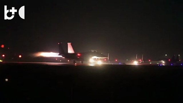 Les États-Unis ripostent pour 2 soldats tués par l'EI en Syrie, frappent bases et dépôts d'armes