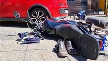 Motociclista quebra a perna após acidente com carro no bairro Pioneiros Catarinenses, em Cascavel