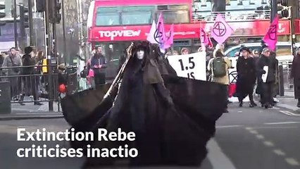 Extinction Rebellion protest criticises inaction over 1.5C climate change target