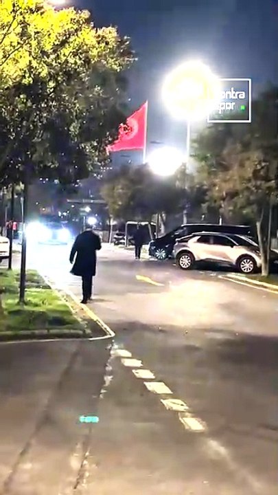 Serbest bırakılan Sadettin Saran, statta alkışlarla karşılandı