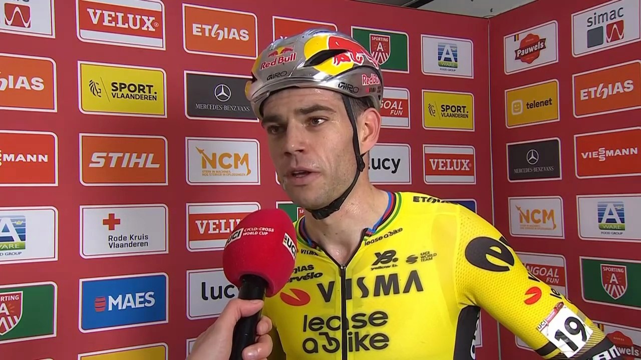 Cyclo-cross - Coupe du Monde UCI Anvers 2025 - Wout Van Aert : "La crevaison a ruiné mes chances de podium"