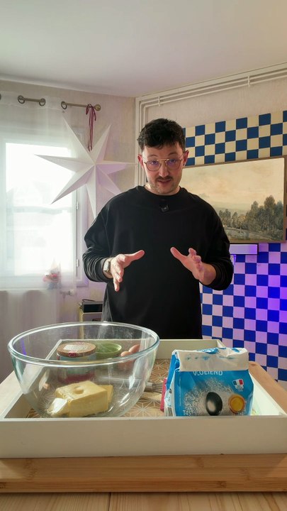 Biscuit Food Hack Shrek #shrek #foodhacks #food