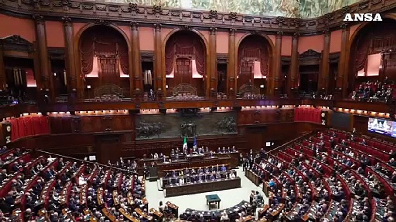 Manovra, dal Piano casa al Ponte sullo stretto arrivano altre novita'