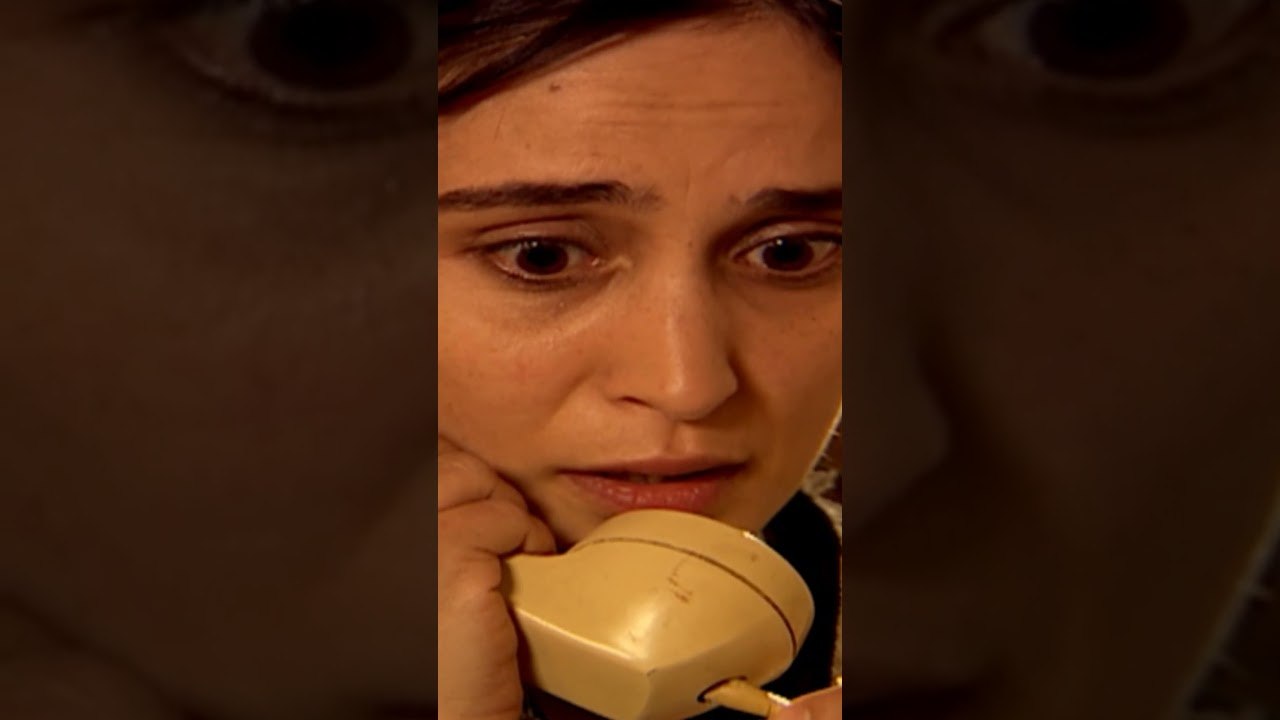 سونا اتصلت على أهل الضيعة 😮 | مسلسل لا مكان لا وطن  #shorts #YersizYurtsuz  #مسلسلات_تركية