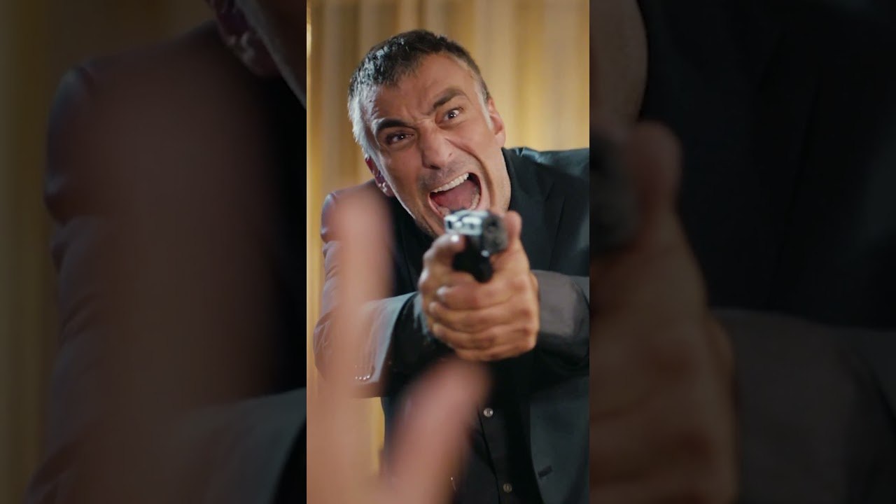 السحلية خايف من صاحب البيت السكران 😱 | مسلسل السحلية  #shorts #kertenkele  #مسلسلات_تركية #السحلية