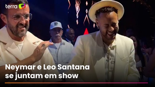 Neymar curte as férias e canta com Leo Santana em evento: ‘Energia surreal’