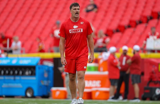 Travis Kelce will play in the Kansas City Chiefs' final three NFL games of the season