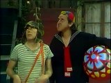 El Chavo del 8 - Don Ramón cambia el foco de la vecindad