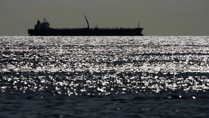 Buque petrolero es interceptado en aguas venezolanas