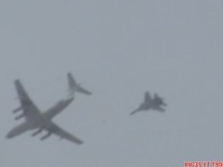 IL78 ET SU-30MKA REFUELING