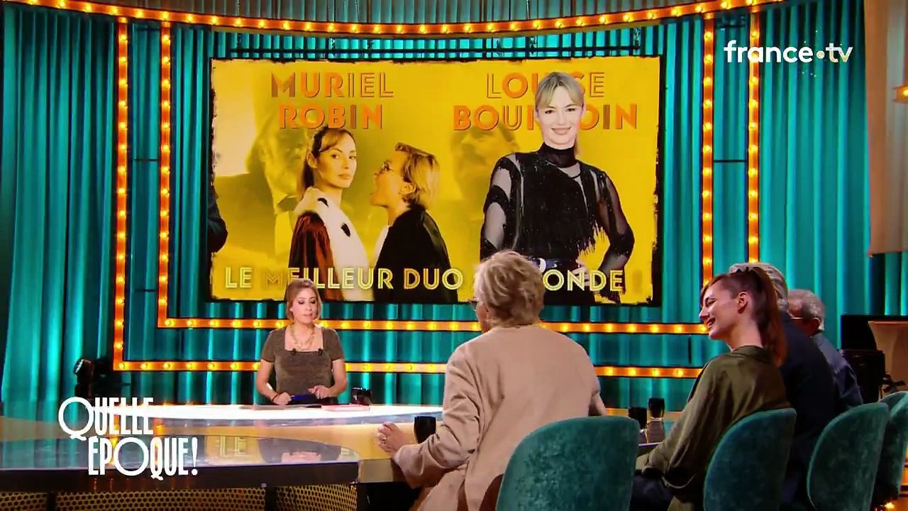 Muriel Robin revient sur cette absence d'affection dans son enfance, qui l'a marquée à vie : "On s'est jamais dit un mot gentil, on s'est jamais touché."