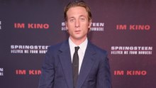 Jeremy Allen White parla della sua insolita 'ossessione' per staccare dal lavoro