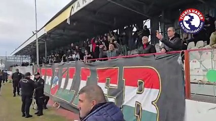 Diyarbakırspor maçı öncesi Leyla Zana onurumuz tezahüratları