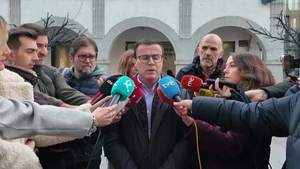 Gallardo anima a los extremeños a votar “mucho” para “reforzar la democracia”