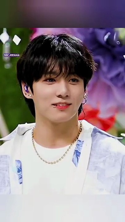 Losa Cute Vivideo Reaction To BTS V JK 🥵 #shorts #bts #blackpink #kpop #viralshorts - BBF JEEWAN (360p, h264) (1)