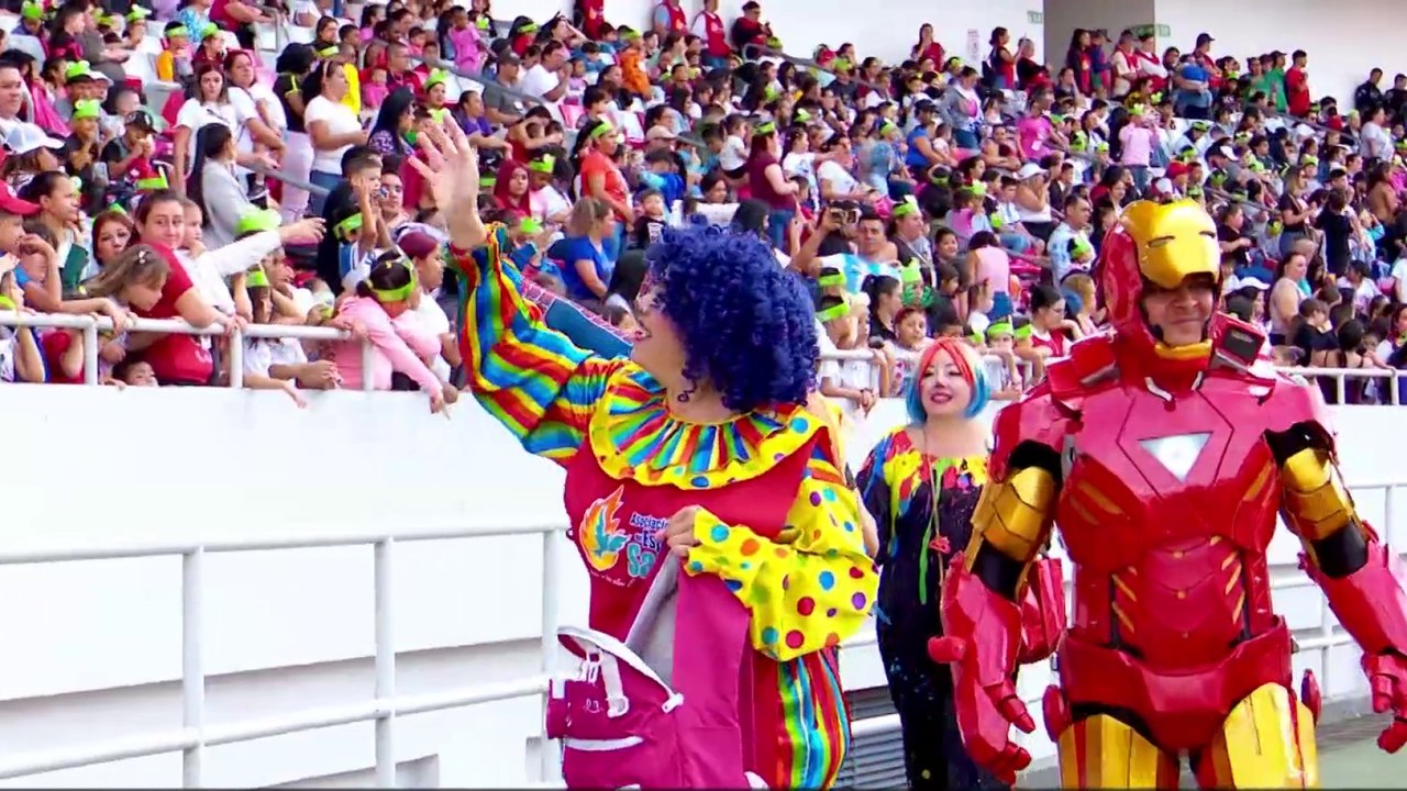 tn7-Miles de niños disfrutaron la fiesta de Nav...
