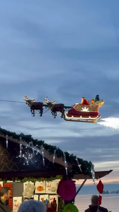 Flying  Santa Claus in monterux Christmas markets#chrimtmas#santa