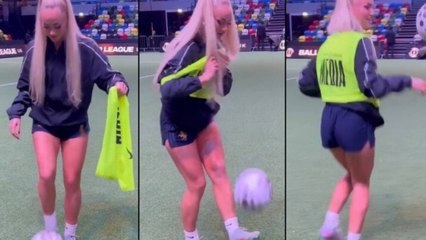 ¿Cuánto tarda Alisha Lehmann, la futbolista viral, en ponerse un peto tocando el balón?