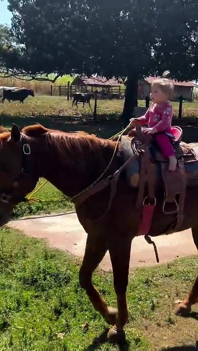 Future rodeo star in the making! 🤠🌟