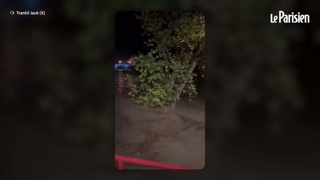 Jusqu’à « 8 mètres » d’eau, maisons inondées : les premières images des crues dans le sud