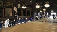 Hundreds join annual year-end clean at Kyoto's major Buddhist temples