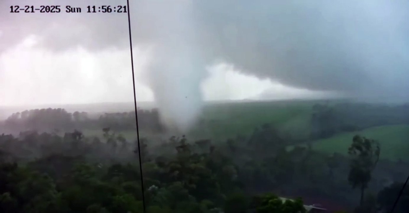 Tornado atinge região do Paraguai e registra ventos de até 177 km/h