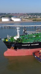 Venezuela anuncia zarpe de un buque de Chevron con crudo entre tensiones con Estados Unidos