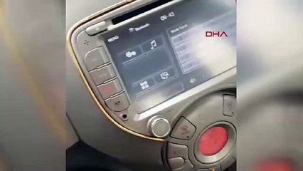 Trafikte takip edip sıkıştırdığı kadın sürücüye saldıran trafik teröristi kamerada!