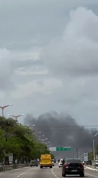 Incêndio atinge área próxima à BR-116 e fumaça é vista em diversos bairros