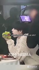 IU eating grapes with Tae's 🐻 hand🥺#v #taehyung #bts - Jeon Jungkook (360p, h264)