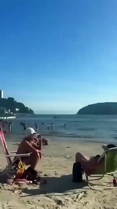 Homens em moto aquática assaltam casal em alto-mar