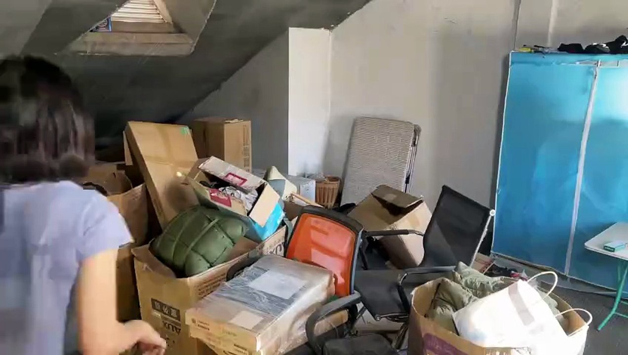 [Dramatic Before & After] Turning a Trash-Filled Attic into a Dream Bedroom ✨