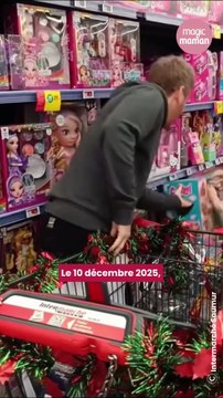 Cette petite fille a eu 30 secondes pour attraper tous les jouets dont elle rêvait !