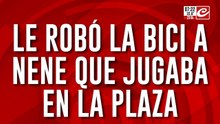 Le robó la bicicleta a un nene que jugaba en la plaza y lo dejó llorando