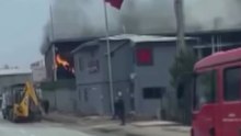 Fabrika deposunda yangın
