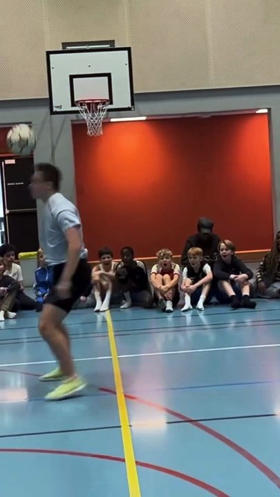 Football ⚽ In UK || reel styles|| free style #freestyle